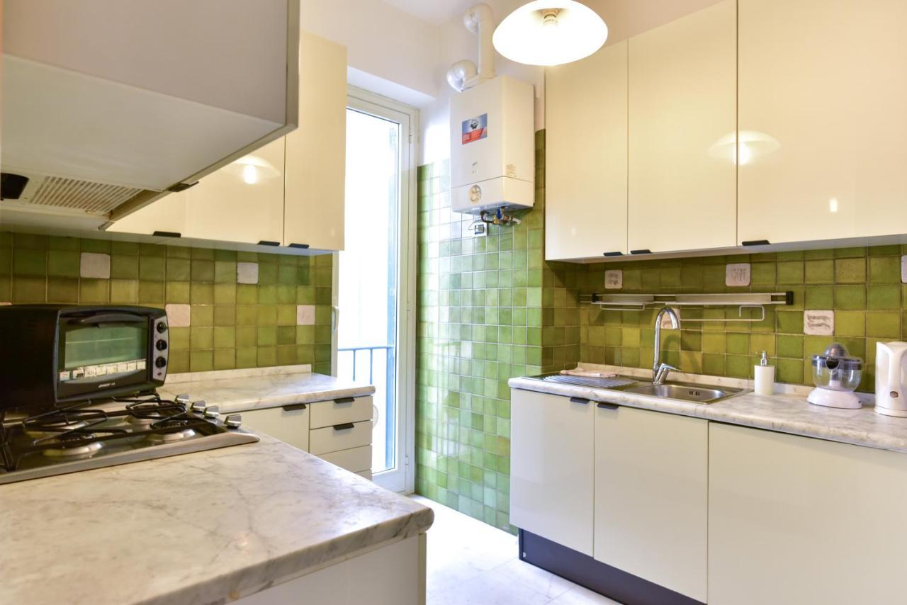 Elegant & Cozy Apartment In The Heart Of Rome Bagian luar foto