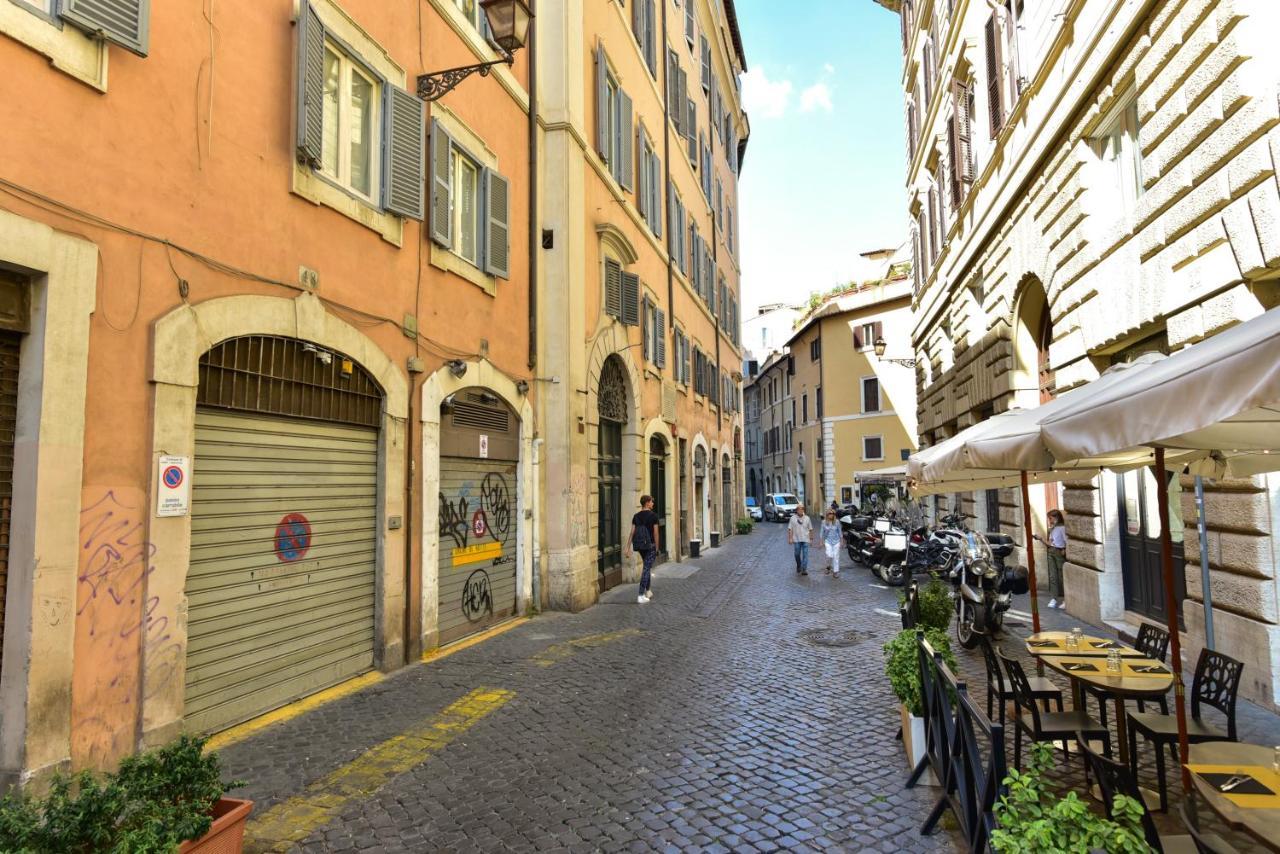 Elegant & Cozy Apartment In The Heart Of Rome Bagian luar foto